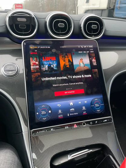 YouTube och Netflix AI-box för Mercedes