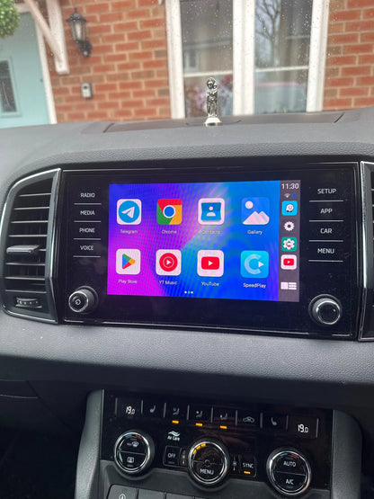 YouTube och Netflix AI-box för SEAT